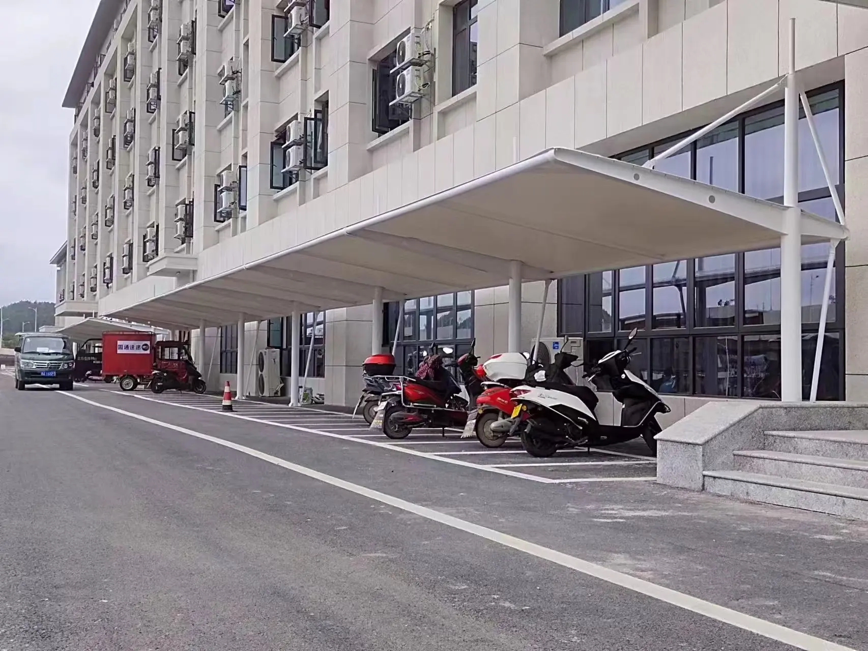 贵州三都膜结构车棚采购避坑指南,本地源头工厂怎么选?